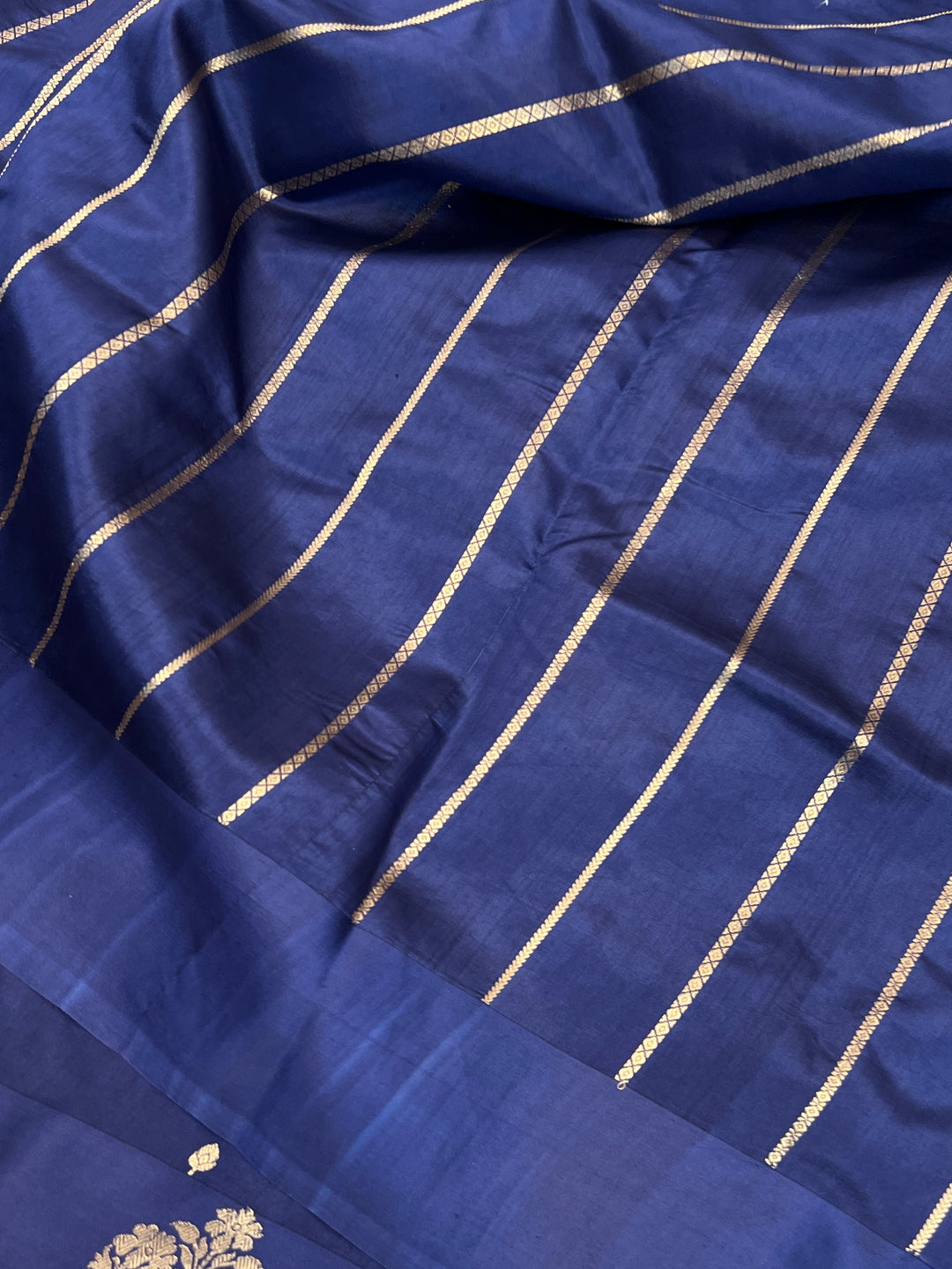 Navy Pure Banarasi Handloom Silk Saree