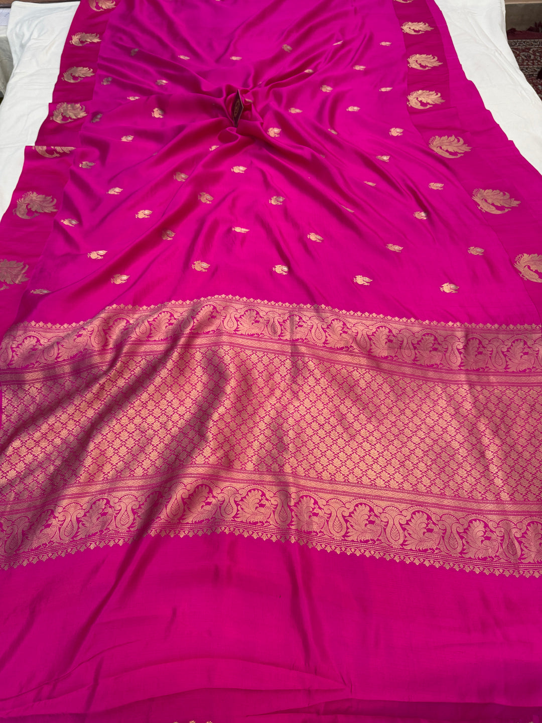 Rani Pink Pure Silk Handloom Banarasi Saree