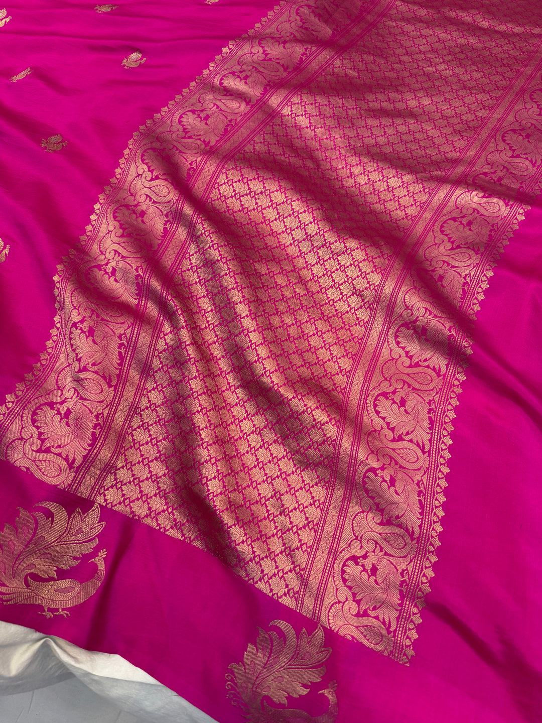 Rani Pink Pure Silk Handloom Banarasi Saree