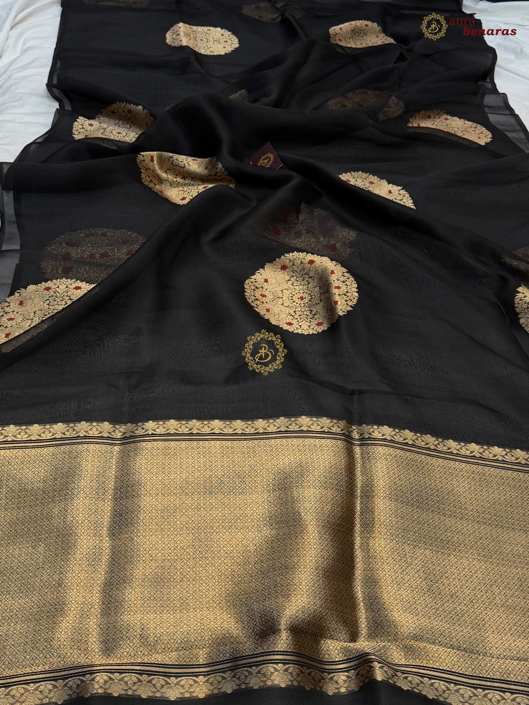 Black Pure Banarasi Handloom Kora Silk Saree - AuraBenaras