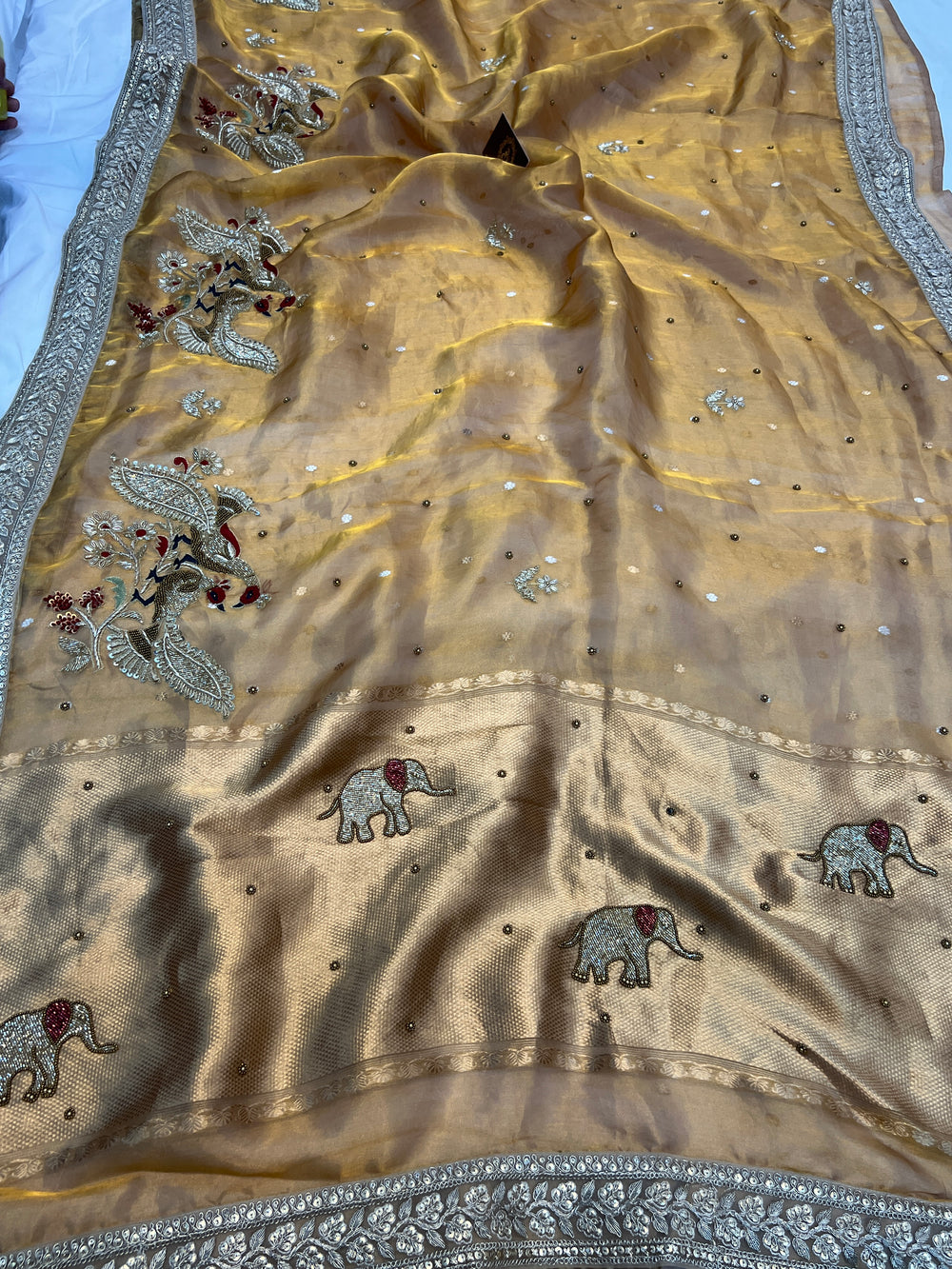 Golden Pure Tissue Silk Handloom Banarasi Saree