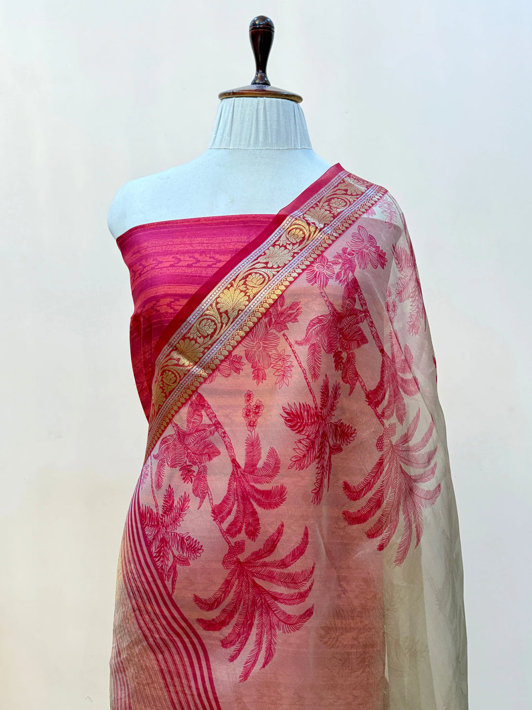 Buy Pure Banarasi Kora Silk Saree | Floral Digital Print & Golden Zari
