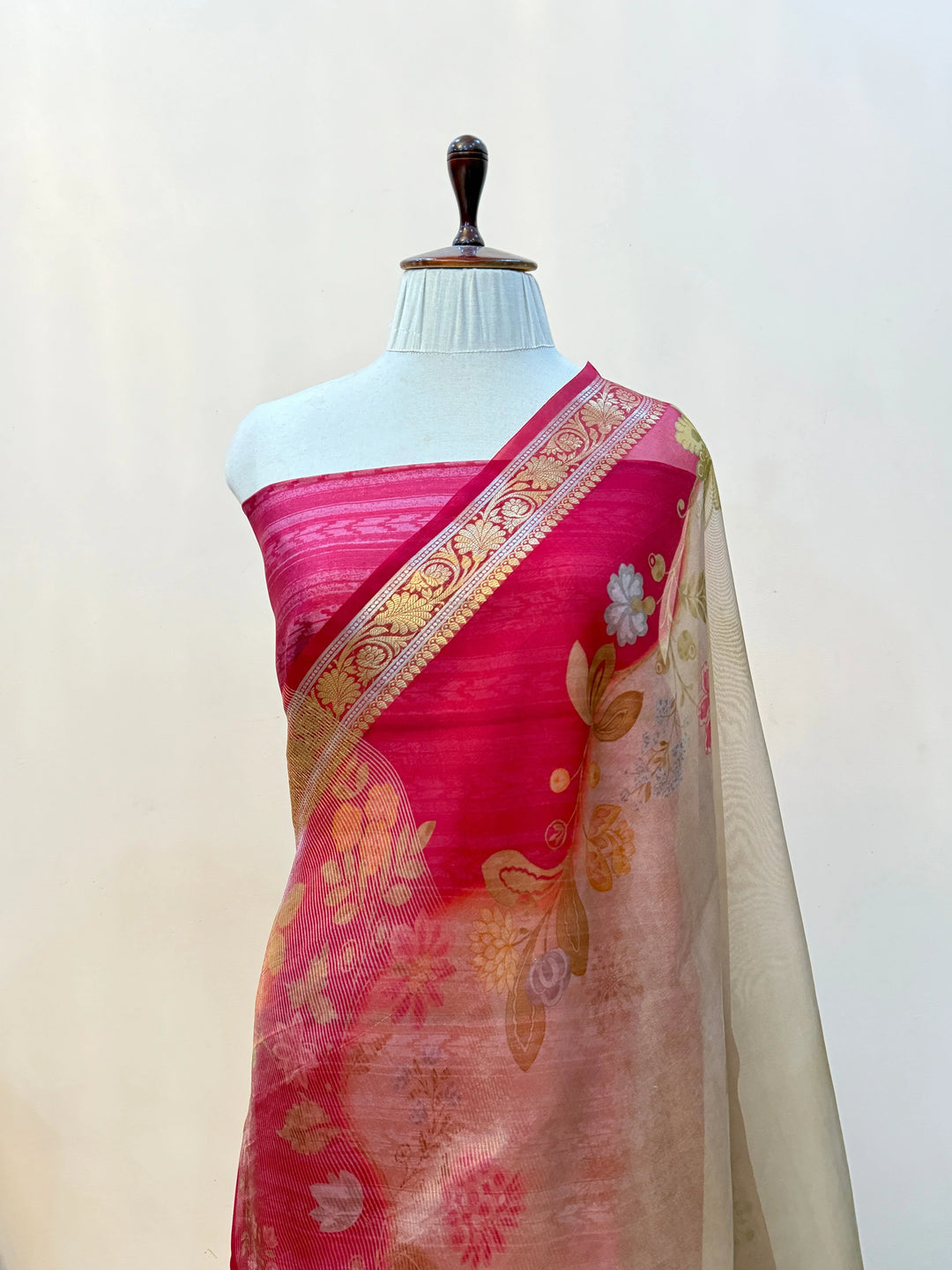 Pure Banarasi Kora Silk Saree with Digital Print & Chiniya Blouse