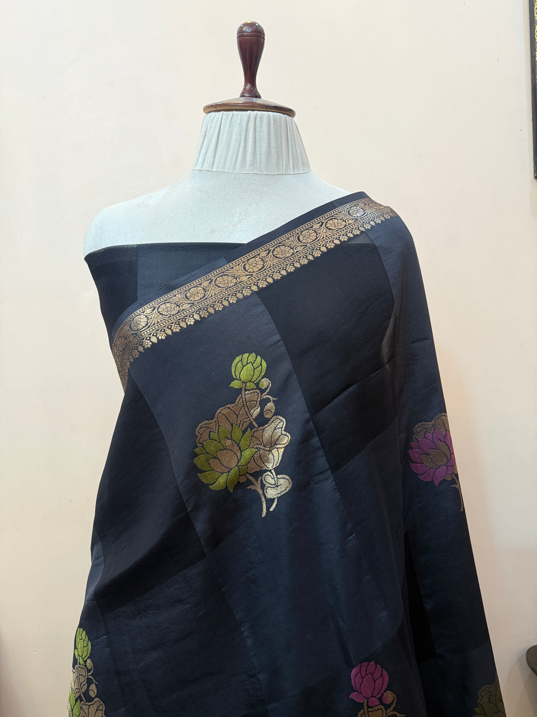 Black Pure Silk Handloom Banarasi Saree