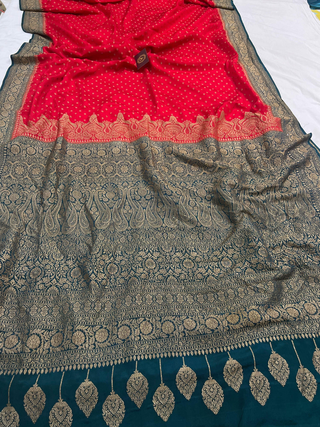 Red Pure Banarasi Khaddi Crepe Silk Saree - Aura Benaras