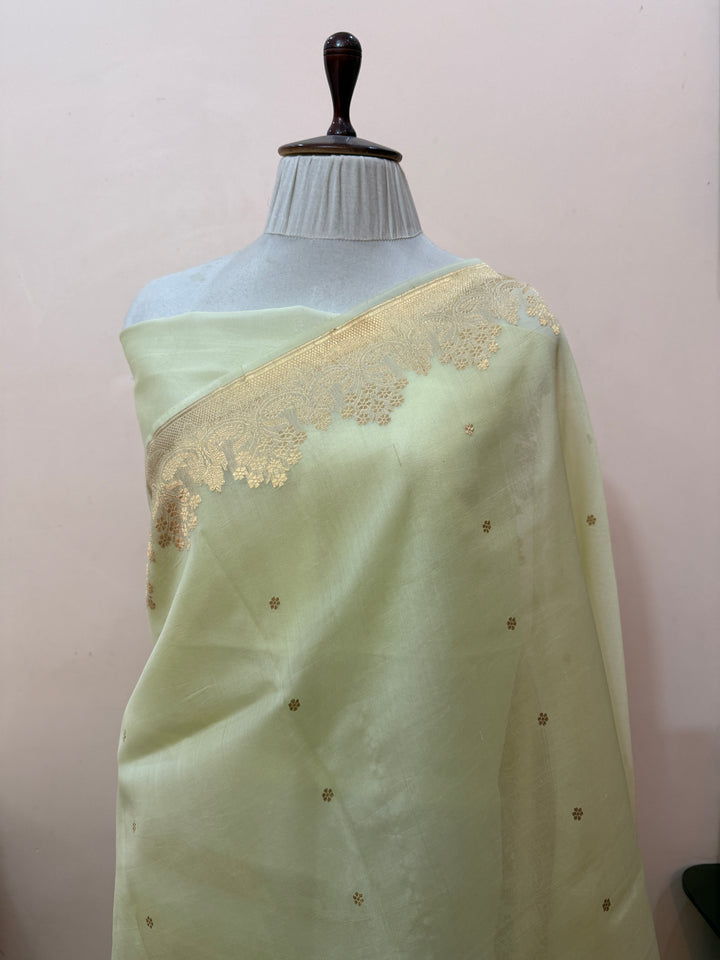 Cream Pure Kora Silk Handloom Banarasi Saree