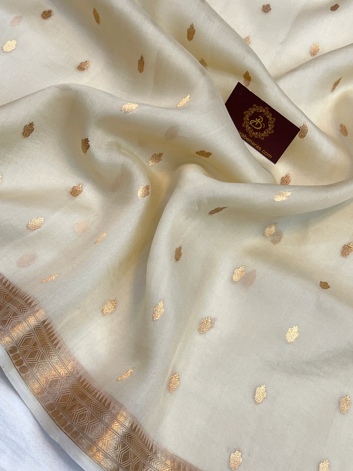 Off White Pure Kora Silk Banarasi Saree with Kadhwa Butis 