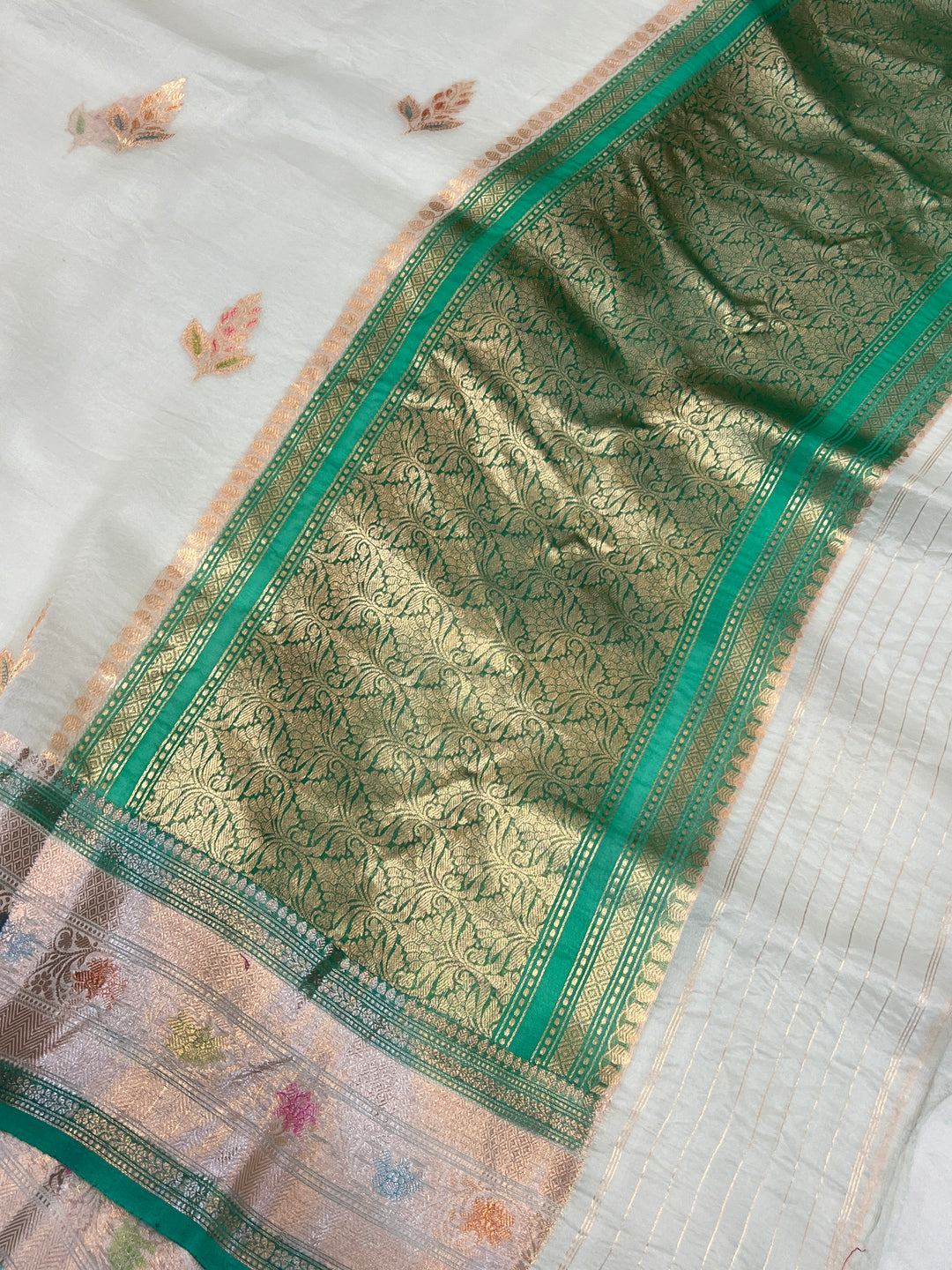 Pani Pista Green Pure Kora Silk Handloom Banarasi Saree