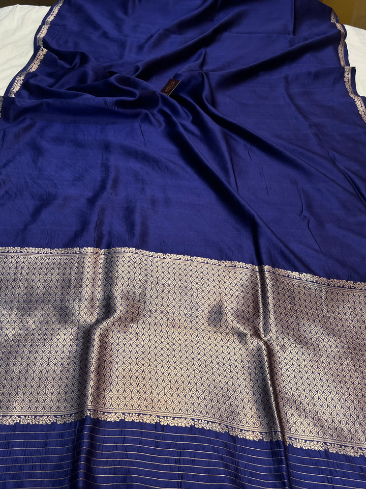 Plain Navy Blue Pure Silk Banarasi Saree | Handloom Kadhwa Border