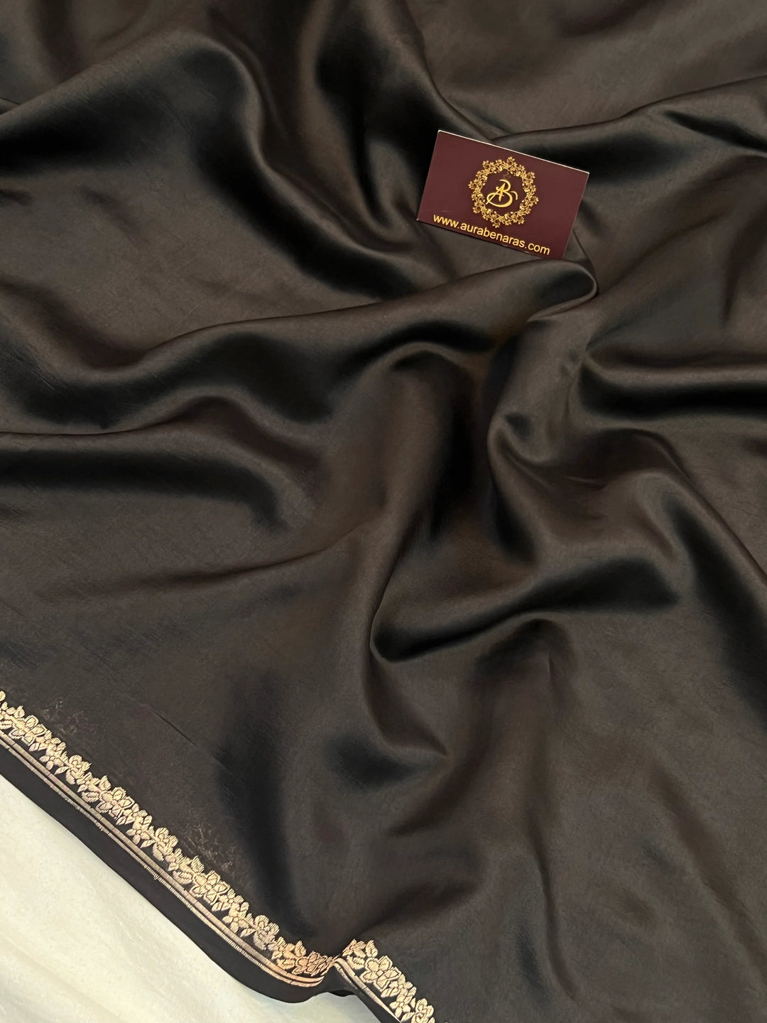 Plain Black Pure Silk Banarasi Saree | Handloom Kadhwa Border