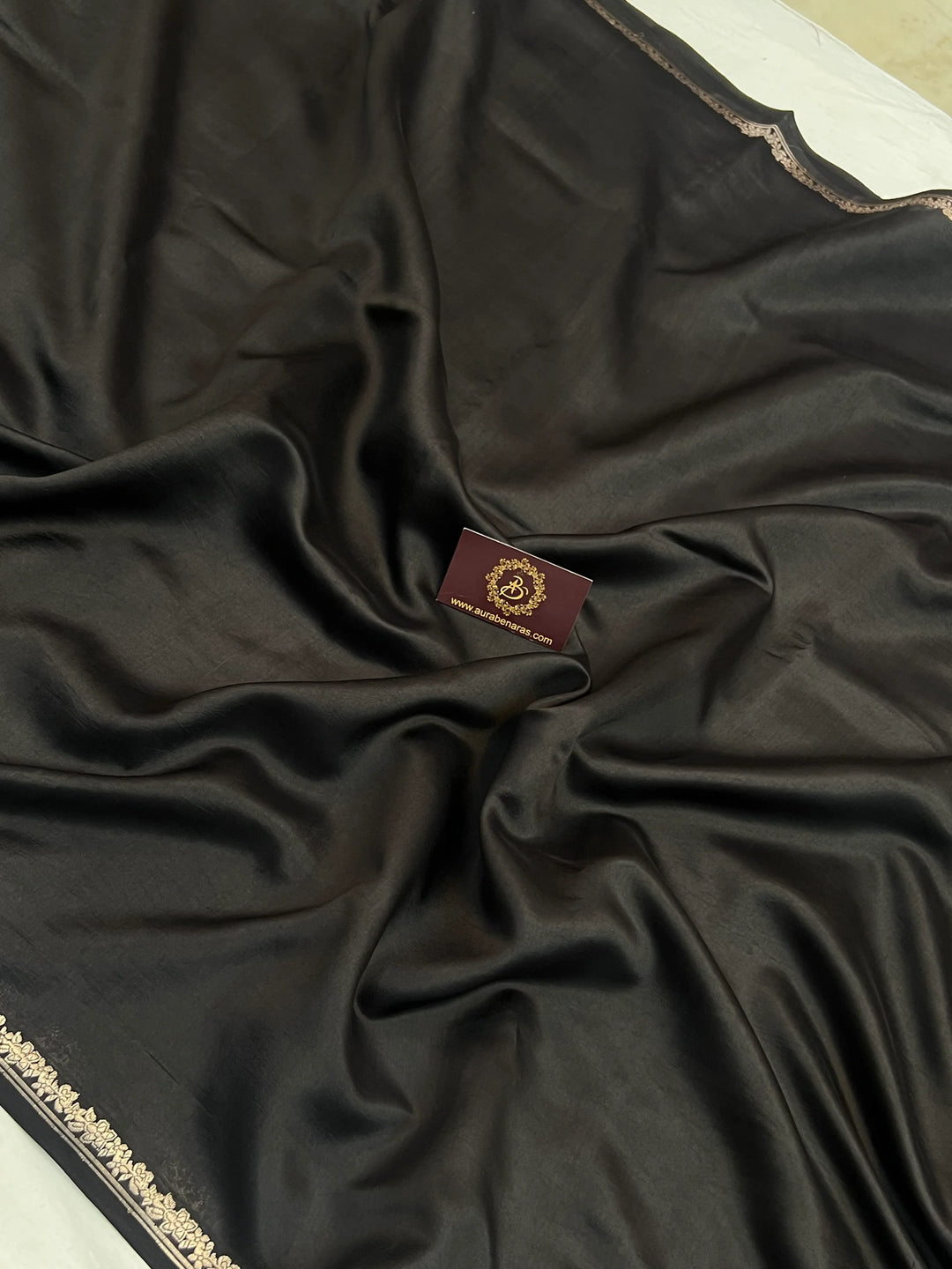 Plain Black Pure Silk Banarasi Saree | Handloom Kadhwa Border