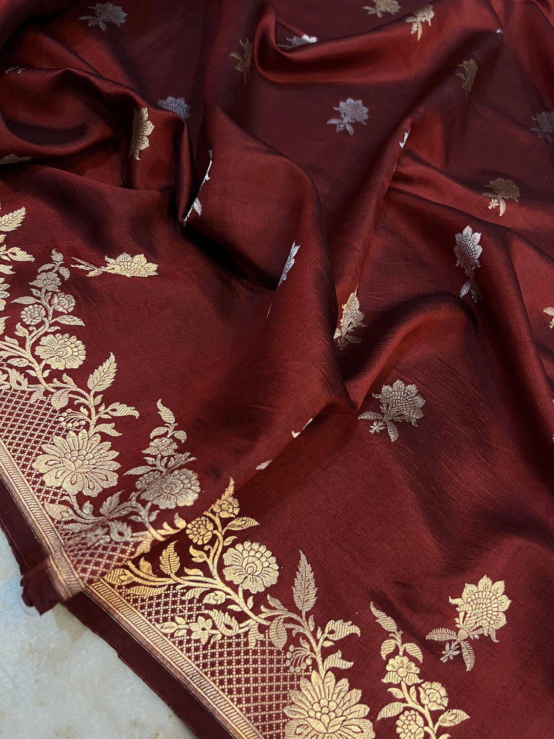 Maroon Pure Banarasi Handloom Silk Saree - Aura Benaras