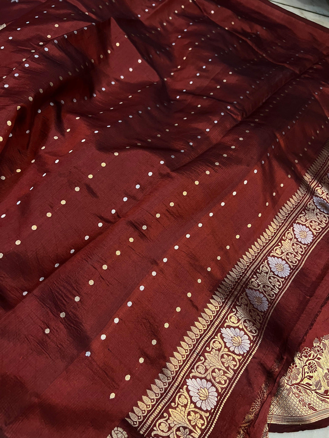 Maroon Pure Banarasi Handloom Silk Saree - Aura Benaras