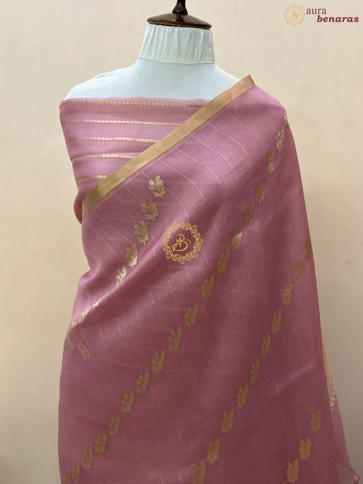 Onion Pink Pure Banarasi Handloom Kora Silk Saree