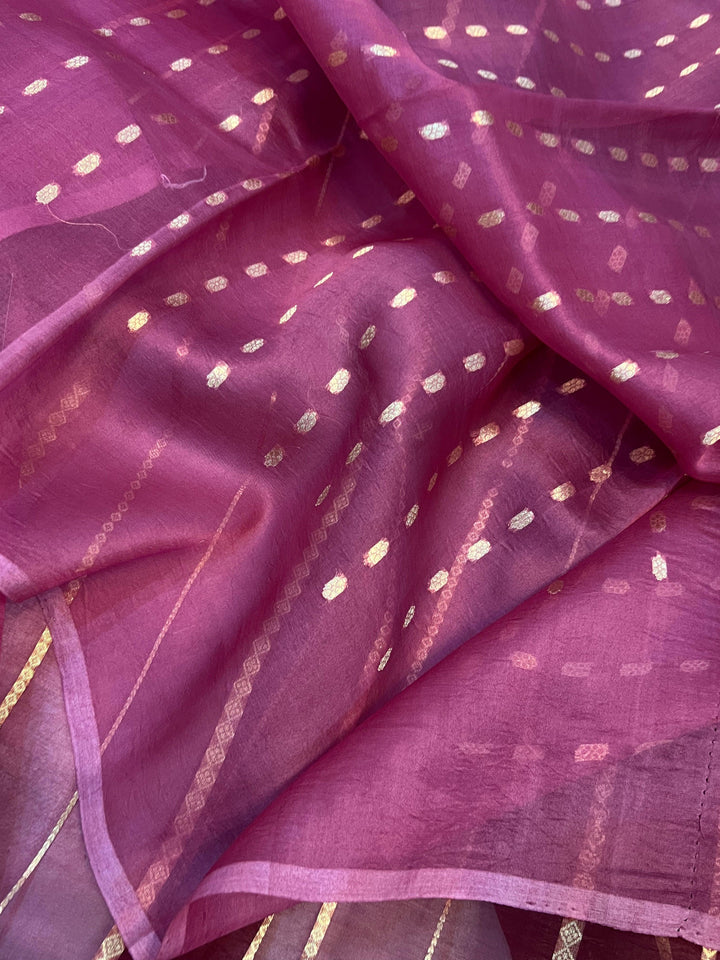 Onion - Garnet Shaded Banarasi Handloom Kora Silk Saree - Aura Benaras