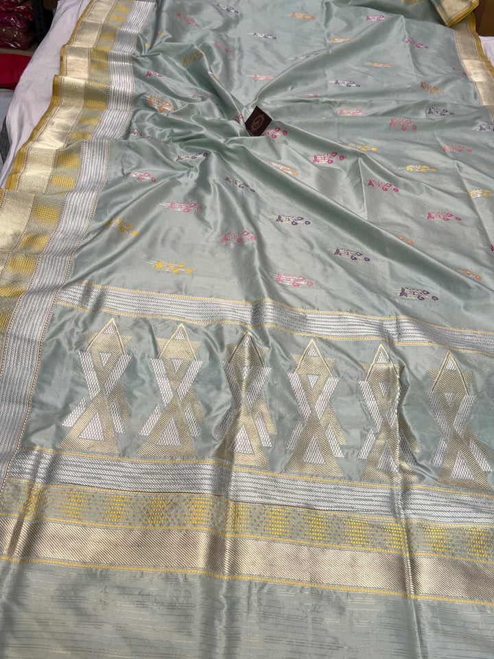 Dirty Martini Shade Pure Katan Silk Handloom Banarasi Saree
