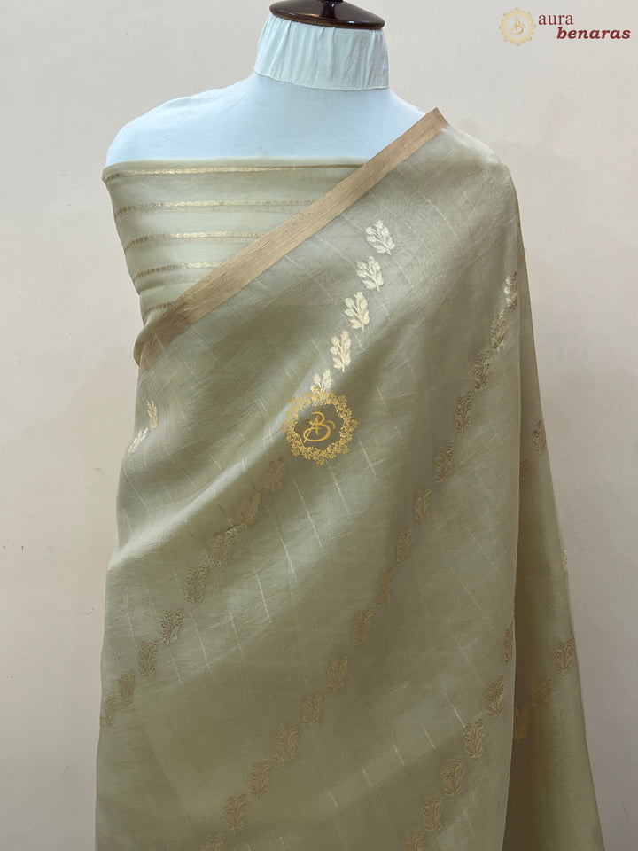 Cream Pure Banarasi Handloom Kora Silk Saree
