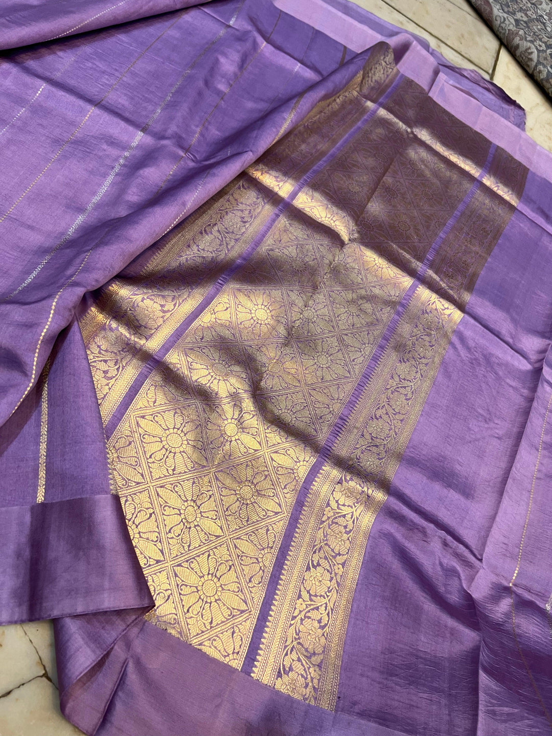 Lavender Pure Banarasi Handloom Silk Saree - Aura Benaras