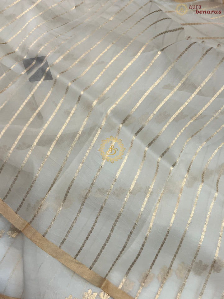 White Pure Banarasi Handloom Kora Silk Saree