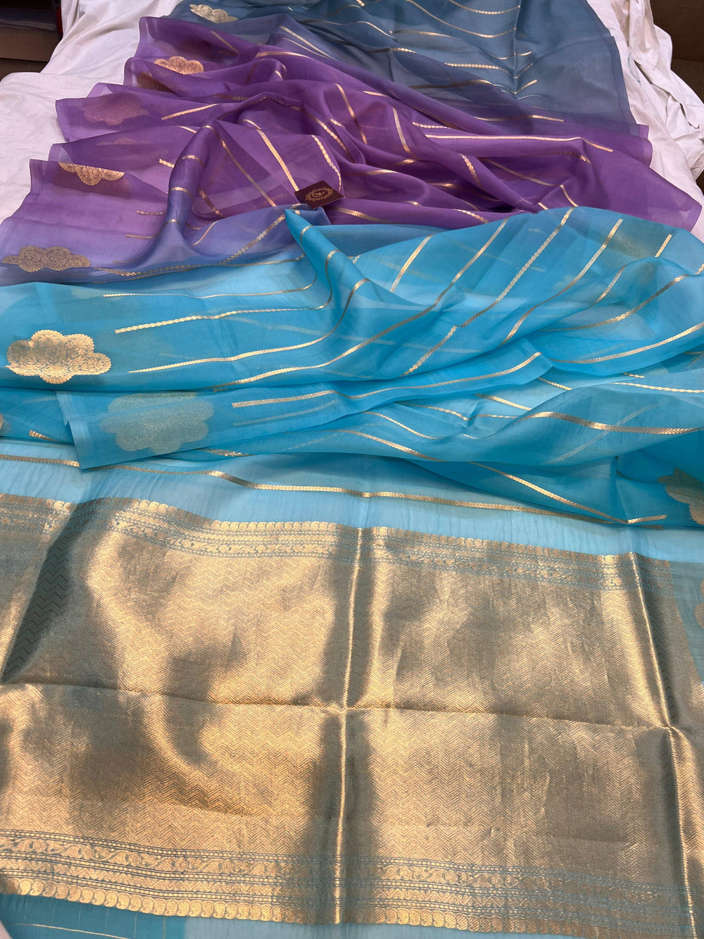 Lavender - Blue Shaded Banarasi Handloom Kora Silk Saree - Aura Benaras