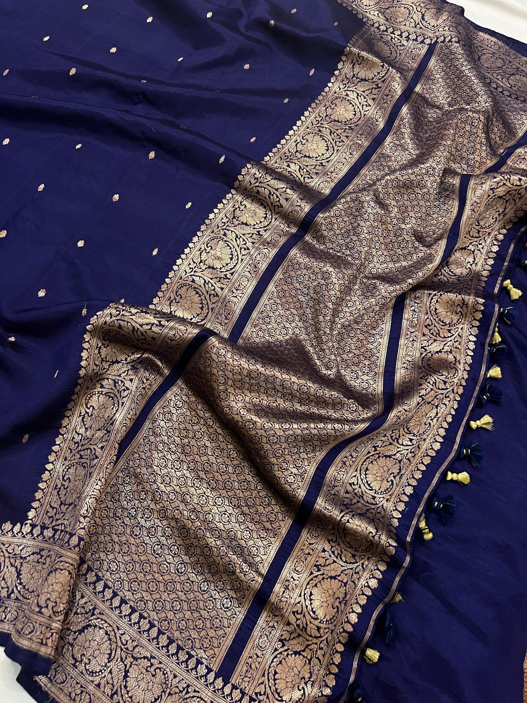 Navy Blue Pure Banarasi Handloom Silk Saree - Aura Benaras