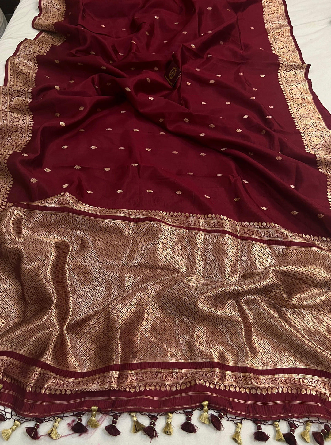 Maroon Pure Banarasi Handloom Silk Saree - Aura Benaras