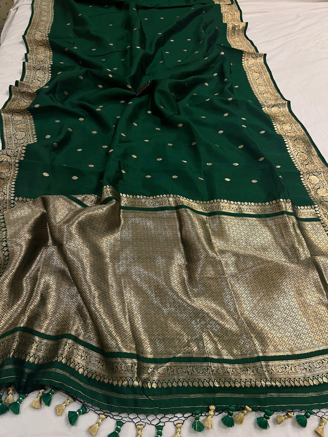 Bottle Green Pure Banarasi Handloom Silk Saree - Aura Benaras