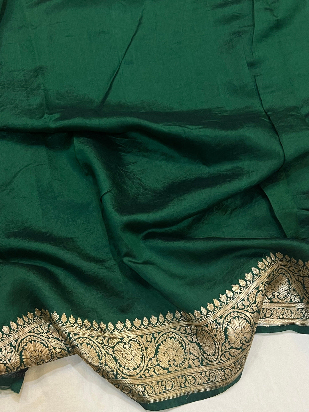 Bottle Green Pure Banarasi Handloom Silk Saree - Aura Benaras