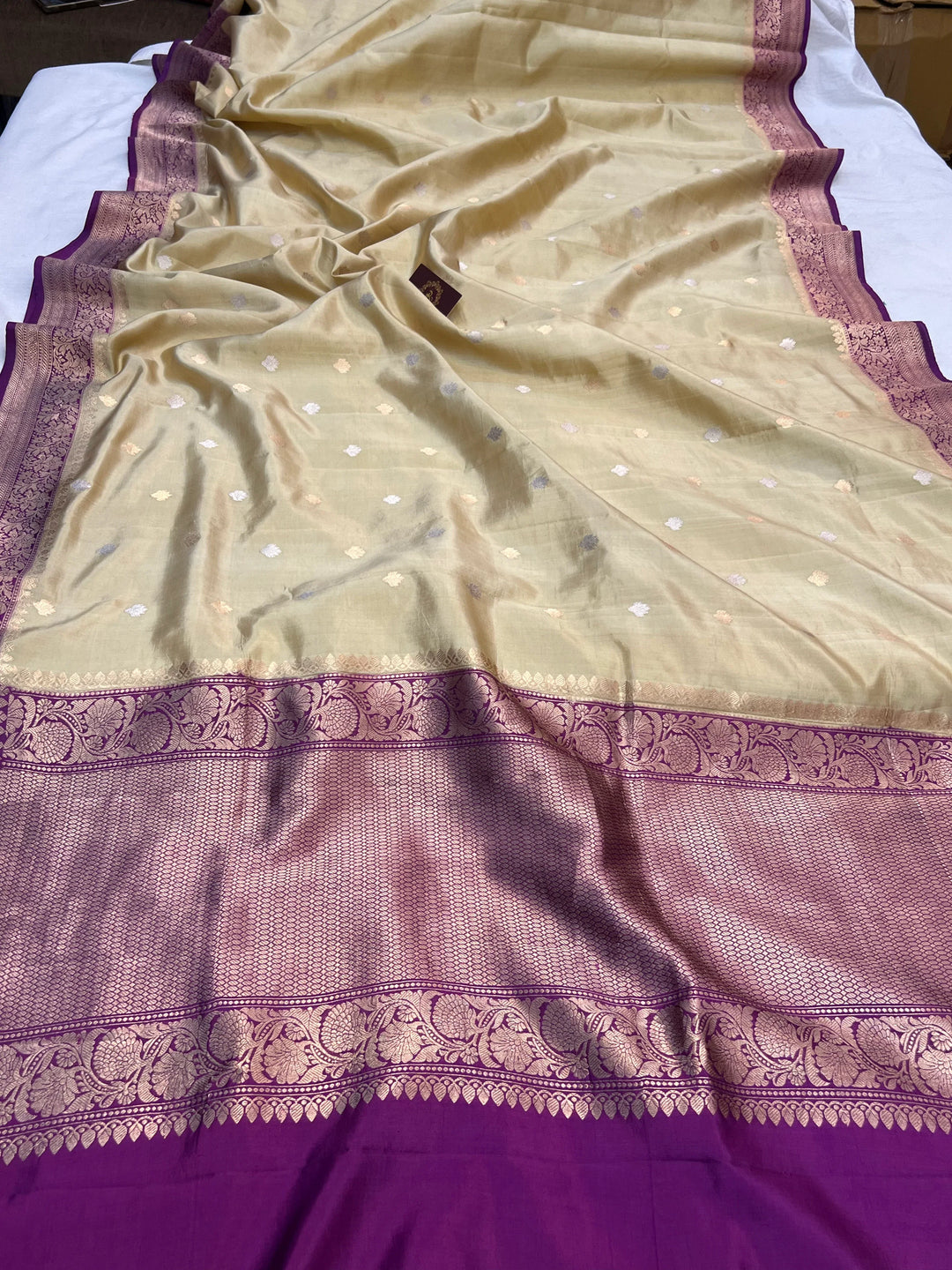 Cream Banarasi Silk Saree | Kadhwa & Designer Border
