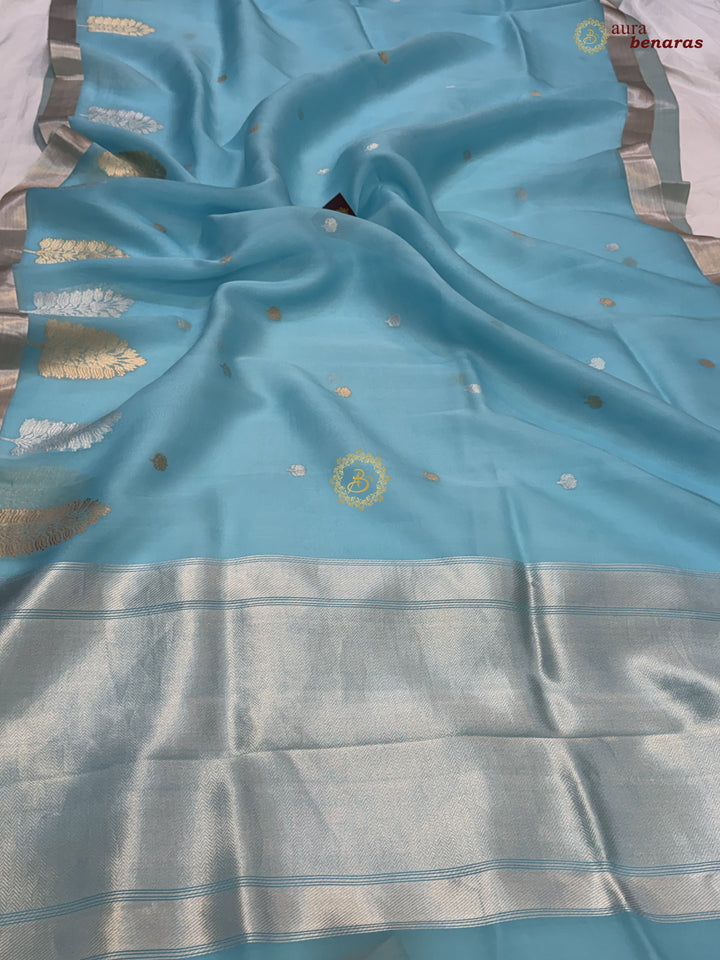 Sky Blue Pure Silk Banarasi Saree with Kadhwa Floral Motifs 