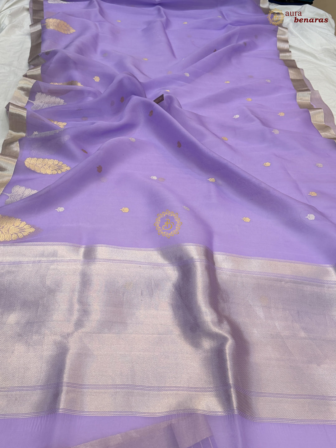 Lavender Pure Silk Banarasi Saree with Kadhwa Floral Motifs 