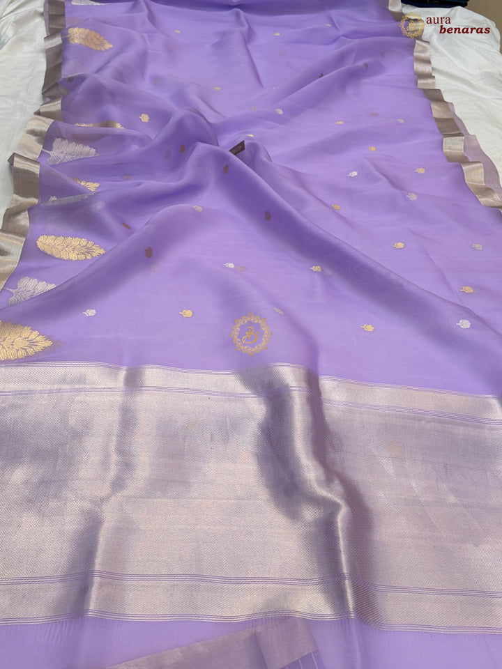Lavender Pure Silk Banarasi Saree with Kadhwa Floral Motifs 