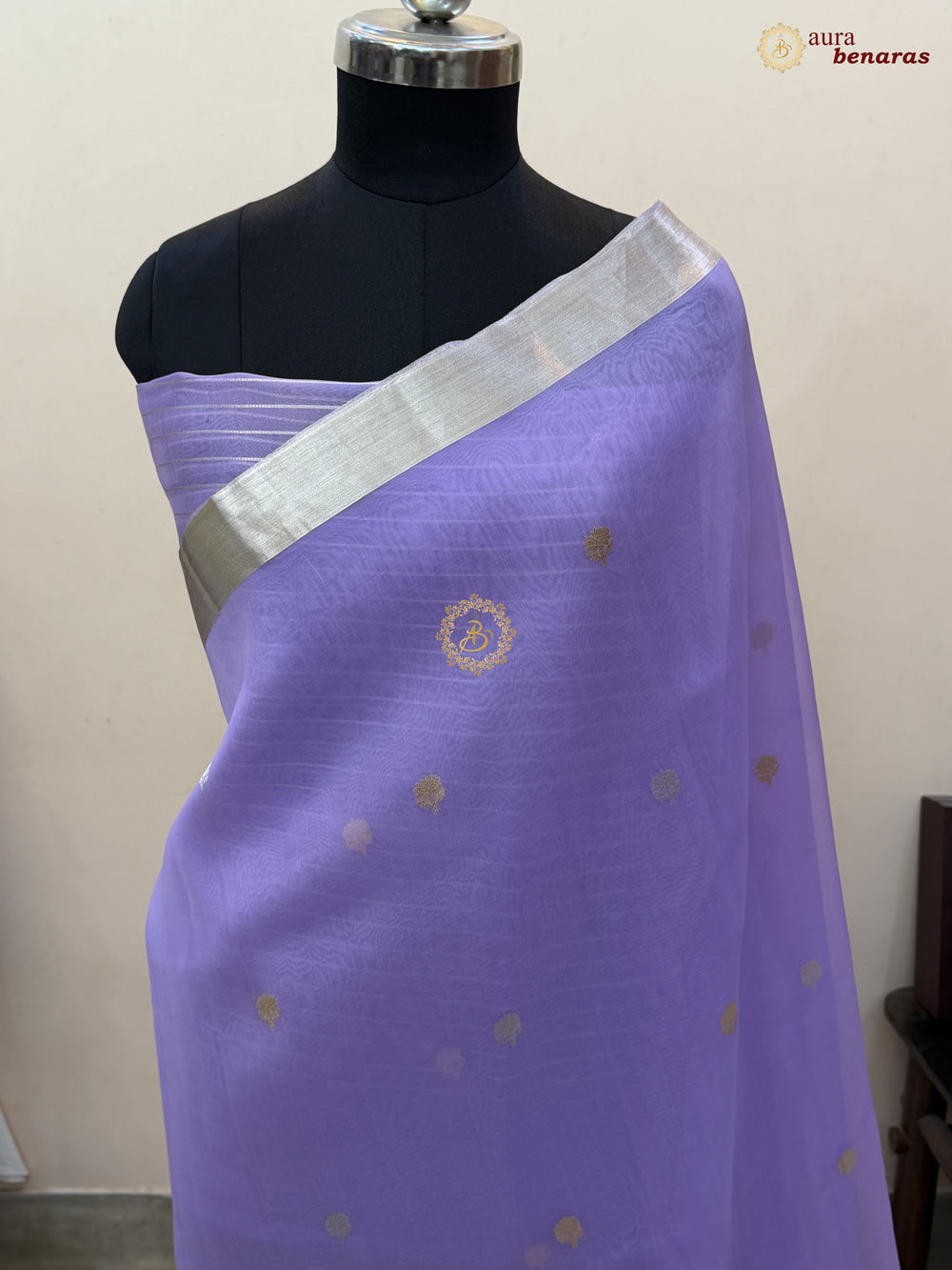 Lavender Pure Silk Banarasi Saree with Kadhwa Floral Motifs 