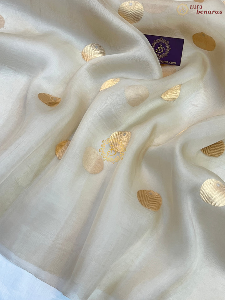 Off White Pure Banarasi Handloom Kora Silk Saree