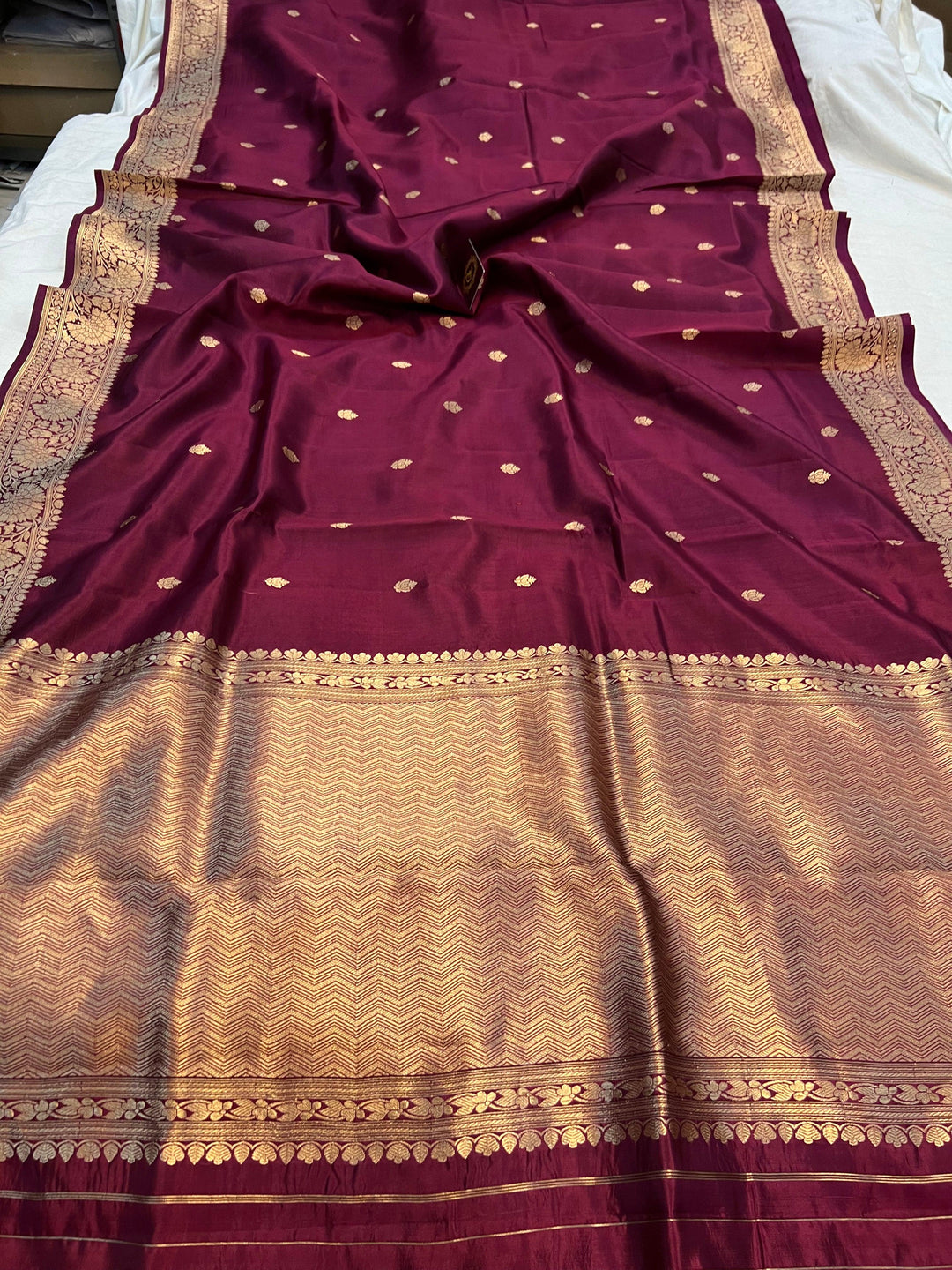 Maroon Pure Banarasi Handloom Silk Saree - Aura Benaras