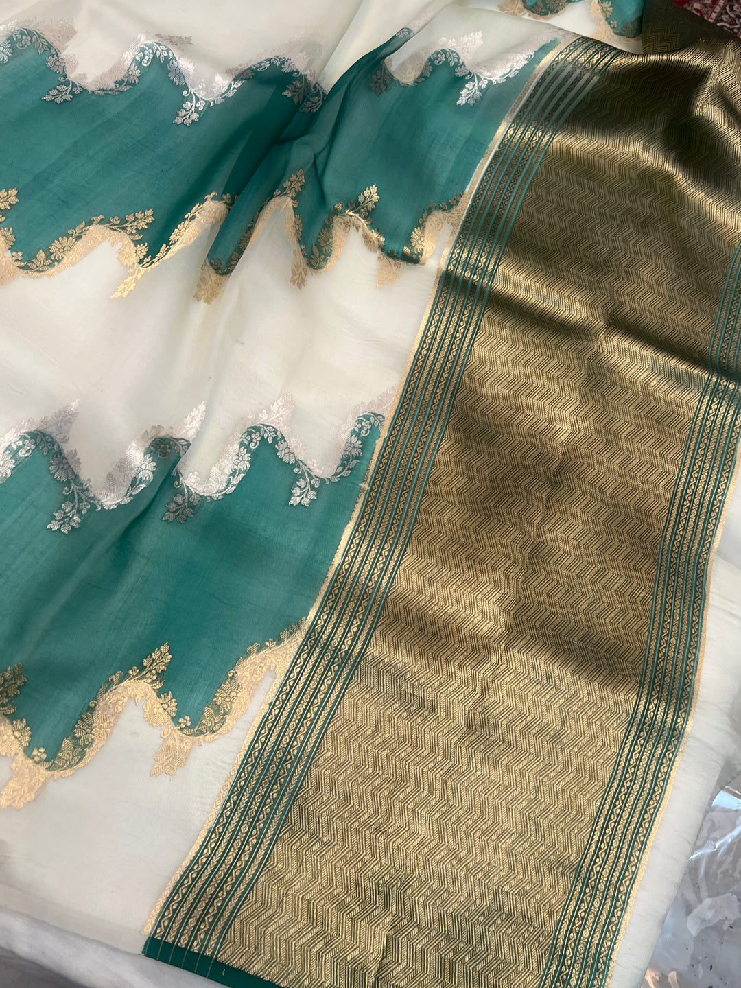 Off White Pure Kora Silk Handloom Banarasi Saree