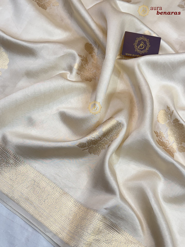 Cream Pure Silk Banarasi Saree – Kadhwa Floral Design