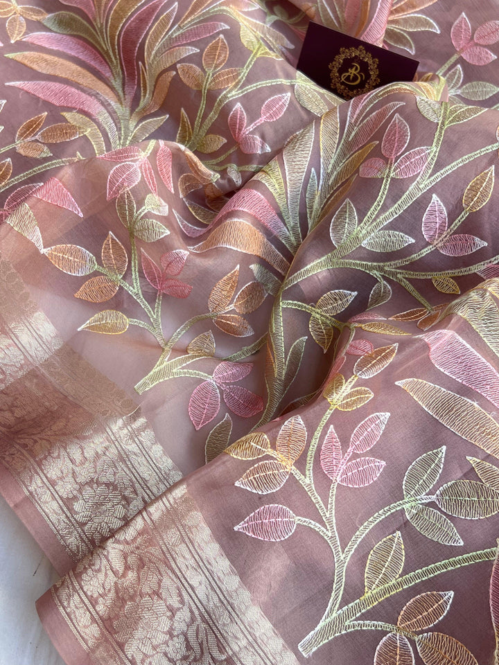 Beige Banarasi Handloom Kora Silk Saree - Aura Benaras