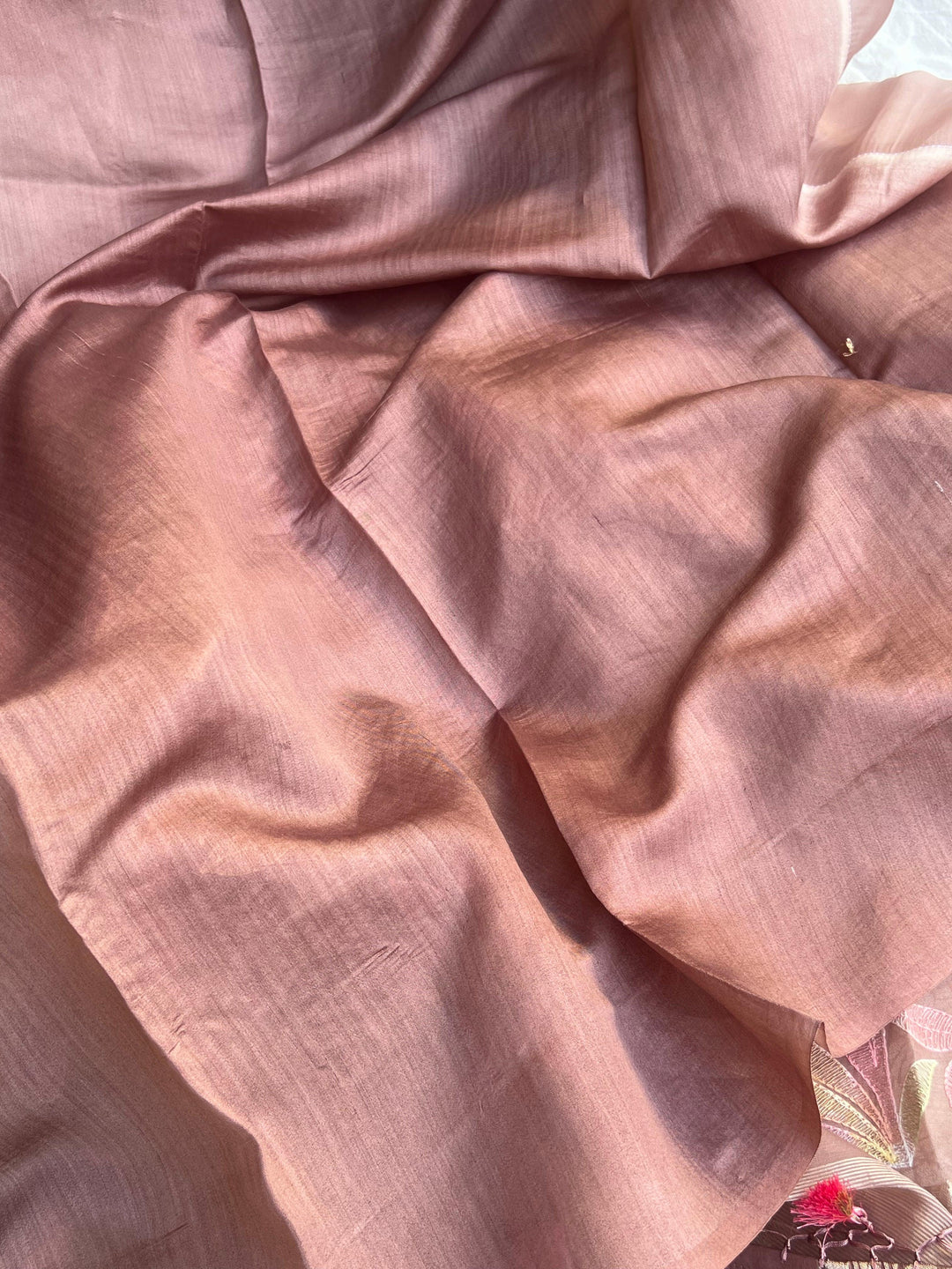 Beige Banarasi Handloom Kora Silk Saree - Aura Benaras