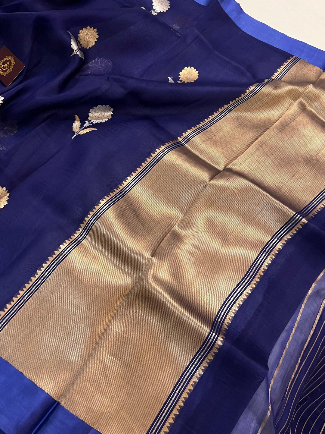 Navy Blue Banarasi Handloom Kora Silk Saree - Aura Benaras