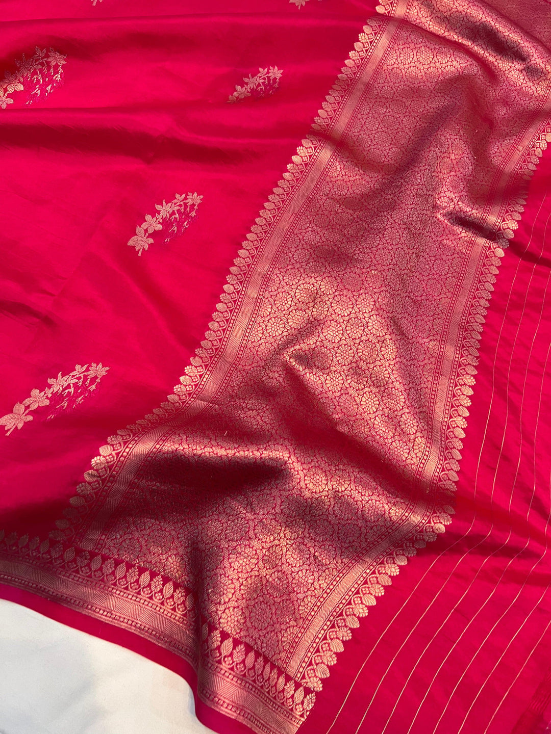 Rani Pink Pure Banarasi Handloom Silk Saree - Aura Benaras