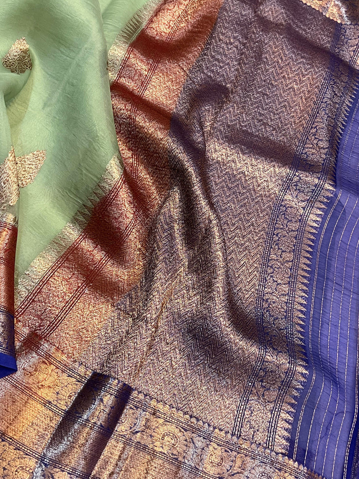 Dusty Green Banarasi Handloom Kora Silk Saree - Aura Benaras