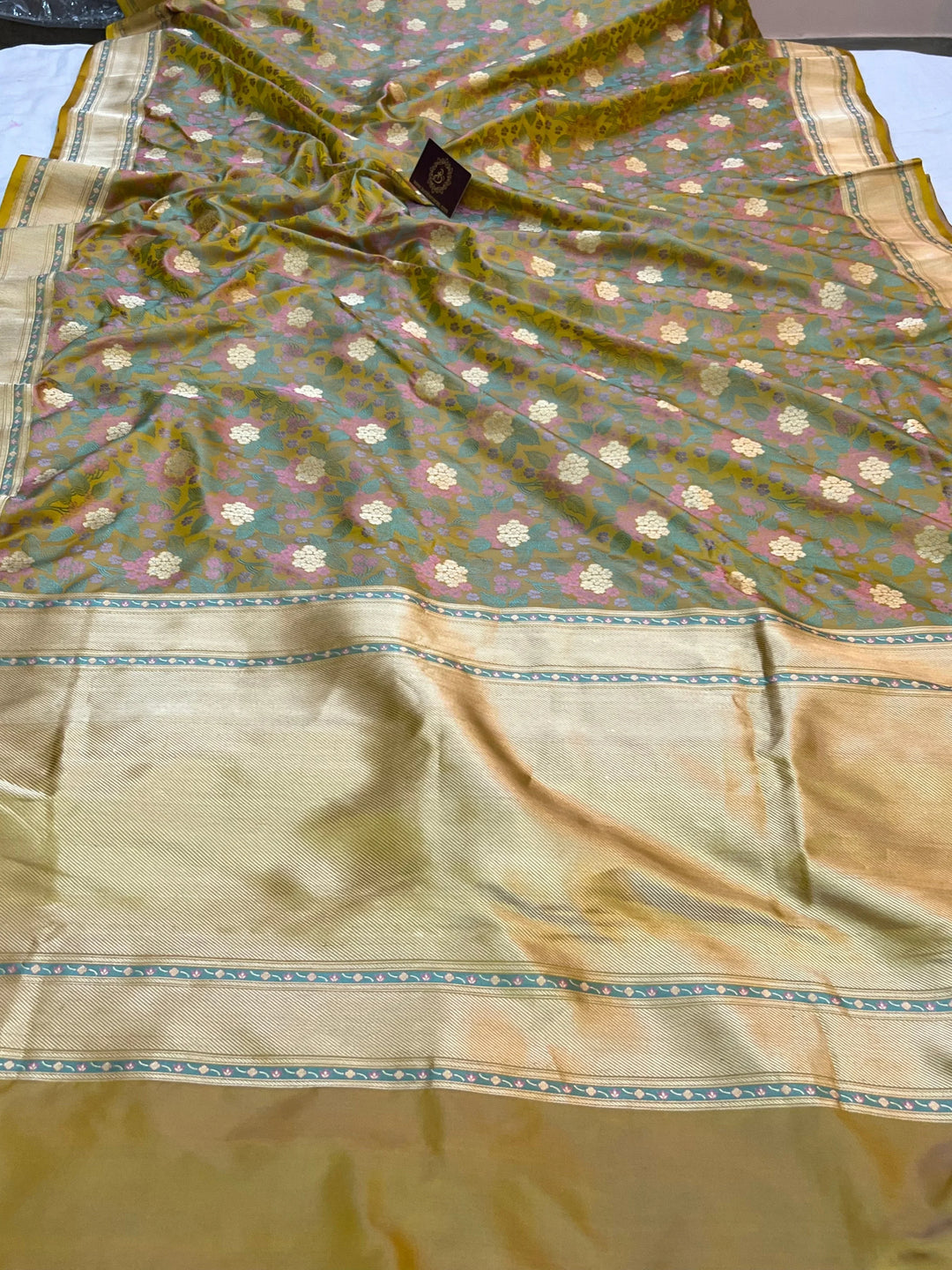 Yellow Pure Katan Satin Silk Handloom Banarasi Saree | Tanchui work