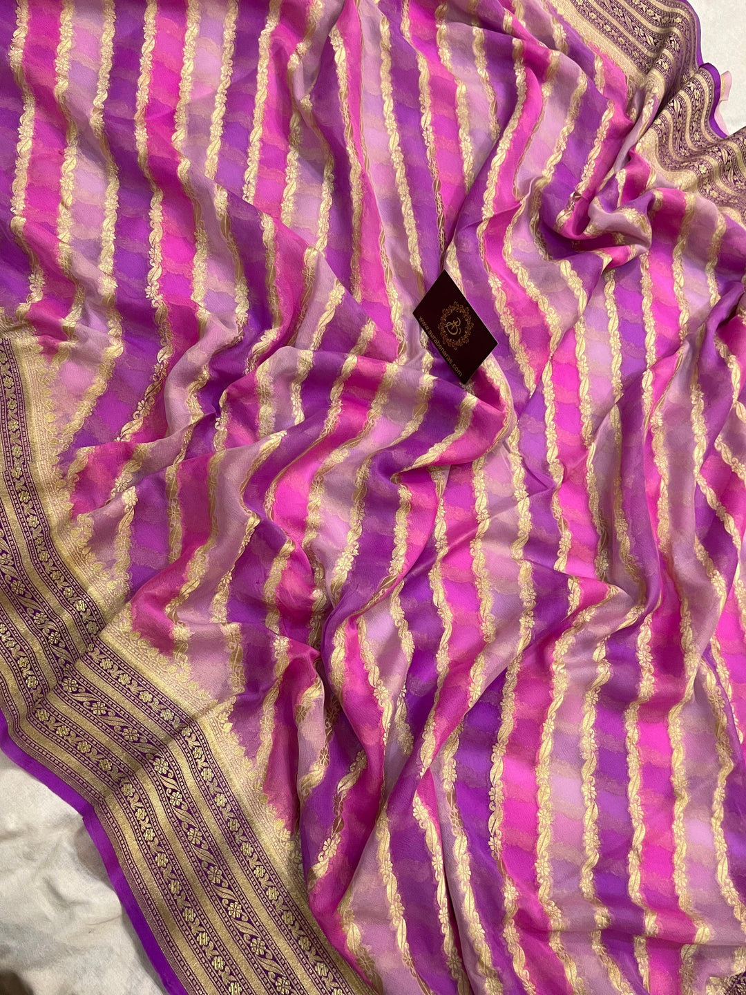 Lavender Rangkaat Banarasi Khaddi Georgette Saree - Aura Benaras