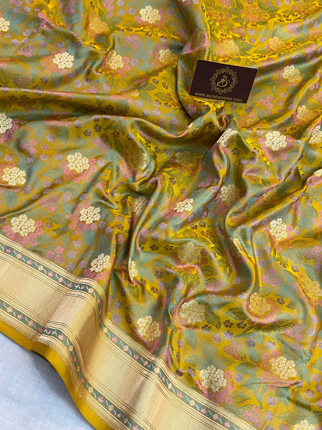 Yellow Pure Katan Satin Silk Handloom Banarasi Saree | Tanchui work