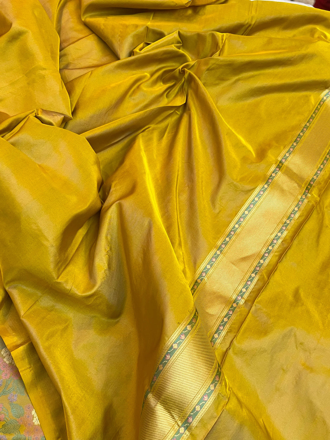 Yellow Pure Katan Satin Silk Handloom Banarasi Saree | Tanchui work