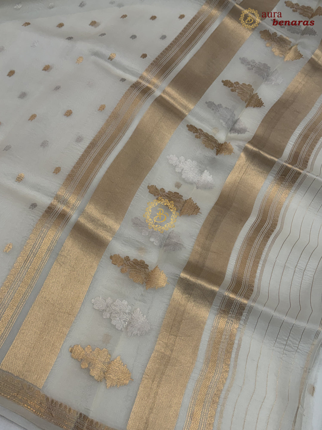 Pure Off White Kora Silk Banarasi Saree with Kadhwa Flower Butas