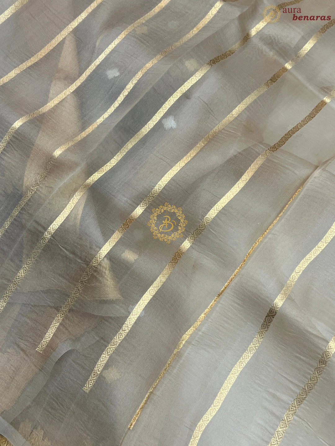 Pre Order :: Cream Pure Kora Silk Handloom Banarasi Saree