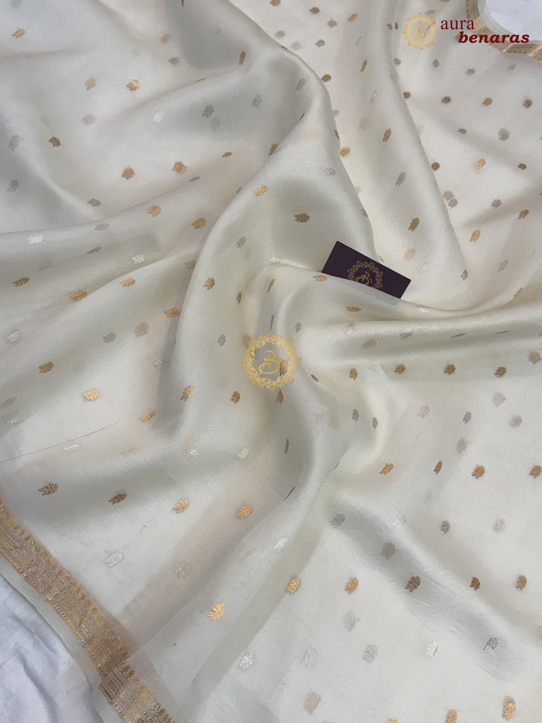 Pure Off White Kora Silk Banarasi Saree with Kadhwa Flower Butas