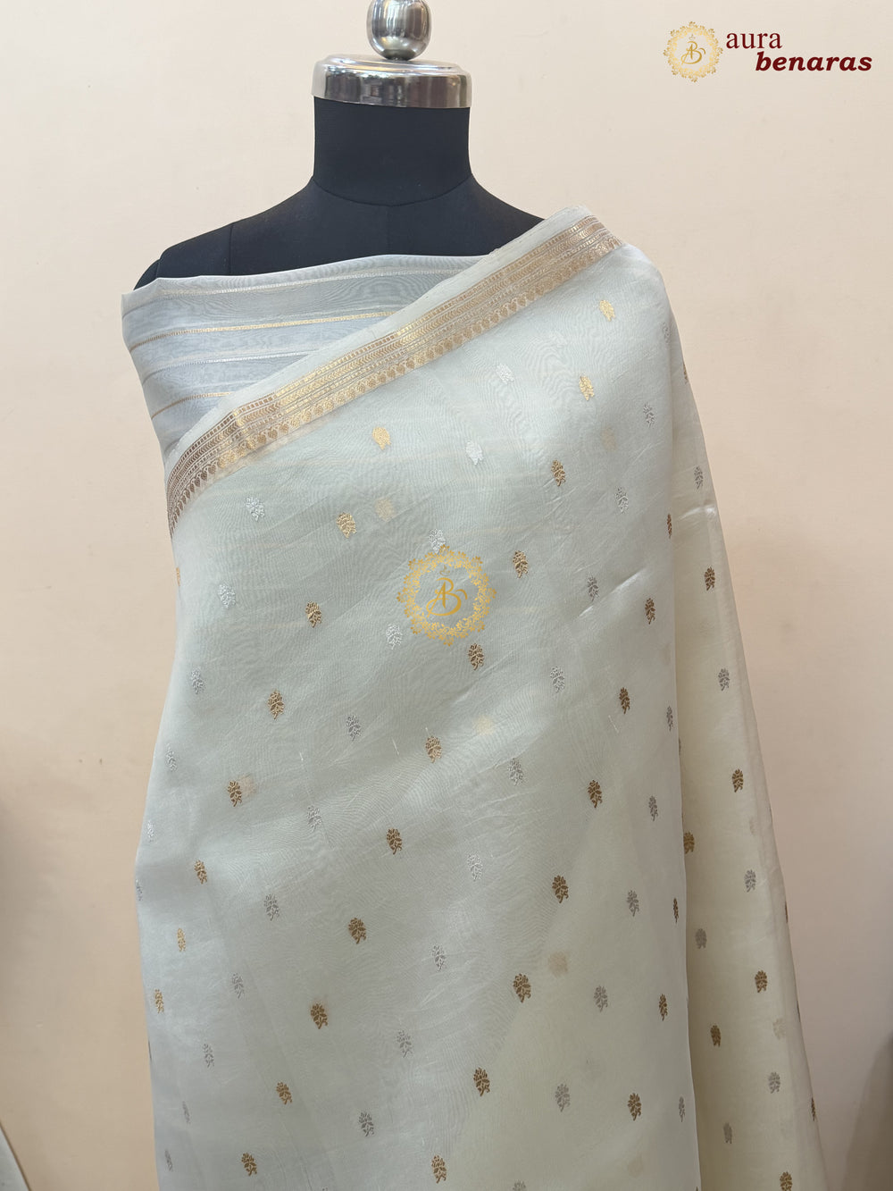 Pure Off White Kora Silk Banarasi Saree with Kadhwa Flower Butas